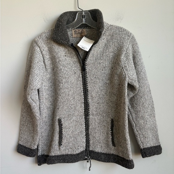 e.c.c. Ecuadorian Clothing Company Handmade in Ecuador Front Zip Sweater SMALL - Picture 10 of 14